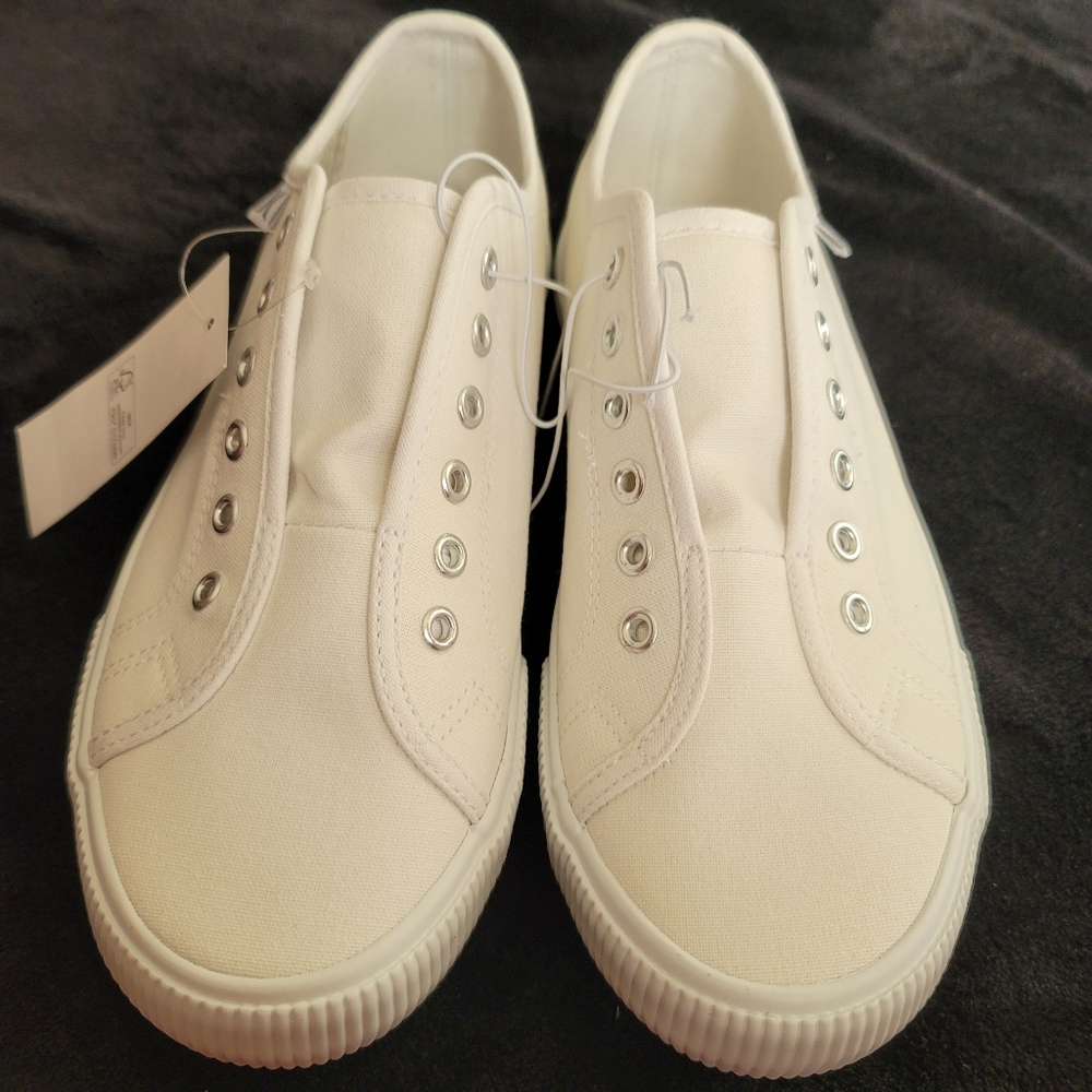 (NWT) Hurley White "Chloe" Canvas Tennis Shoes